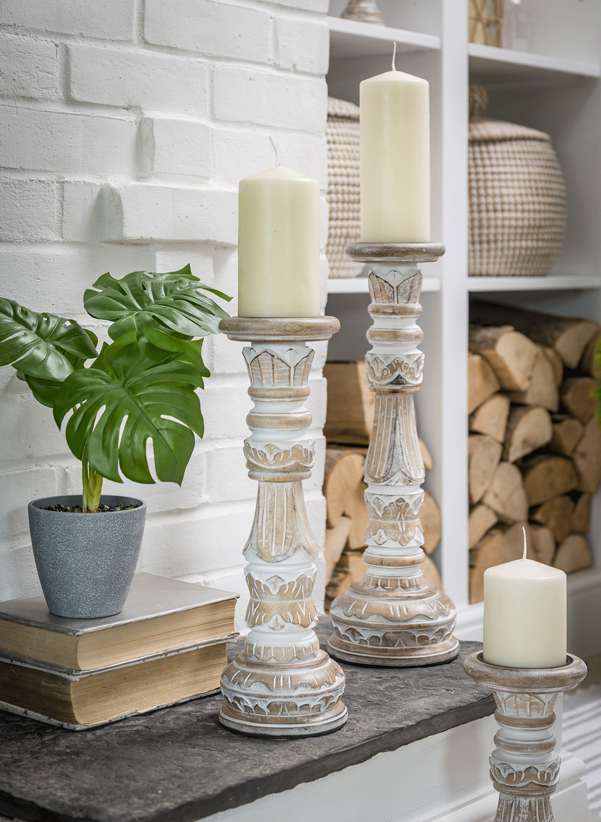 Retrreat Sml Carved Limed Candlestick