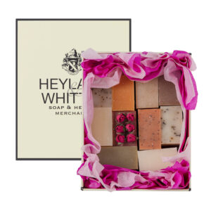Heyland & Whittle 10 Soaps in a Gift Box All in Pink