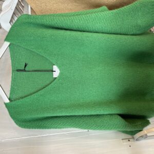 Mohair v neck jumper long sleeves in green