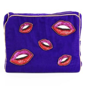 My Doris Lips Velvet Wash Bag