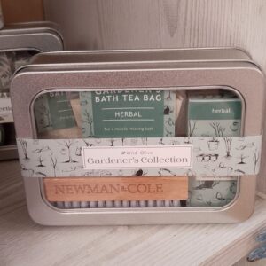 Wild-Olive Gardeners Collection/Tin