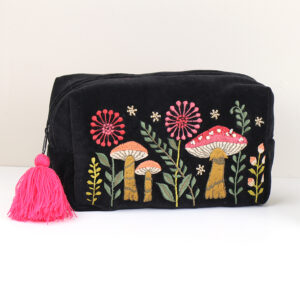 Black Velvet Midnight Scene Make-up Bag