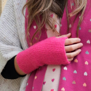 Recycled Blend Wrist Warmers / Pink