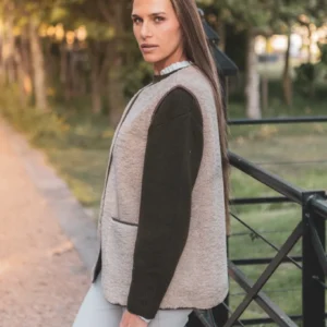Chalk Abby Gilet in oat