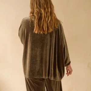 Chalk Erin Top Velvet Truffle