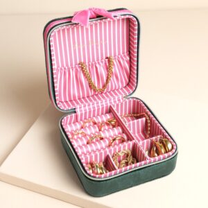 Green and pink velvet square travel jewellery case