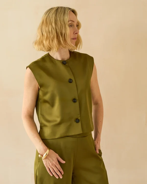 Chalk sally waistcoat in avocado - Image 2